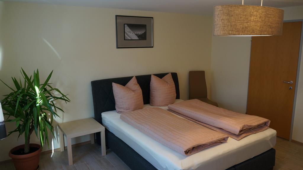Seppl Stoba Apartman Schruns Szoba fotó